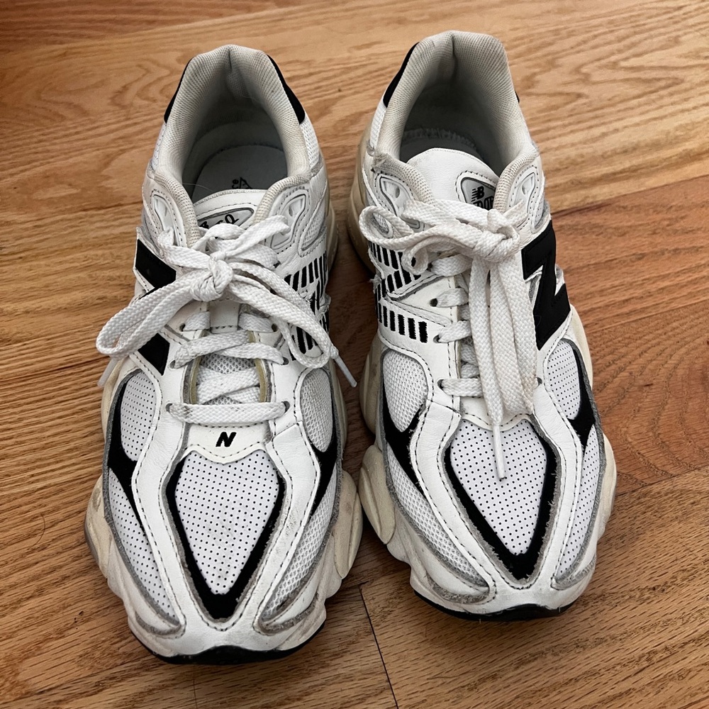 New Balance 9060